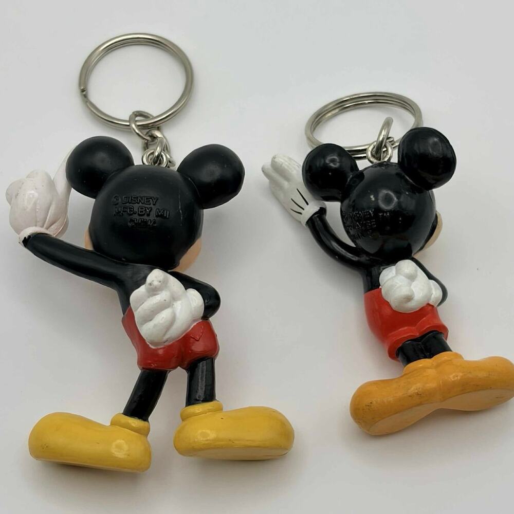 Red Disney Mickey Mouse Bundle Keychains - Picture 3 of 4